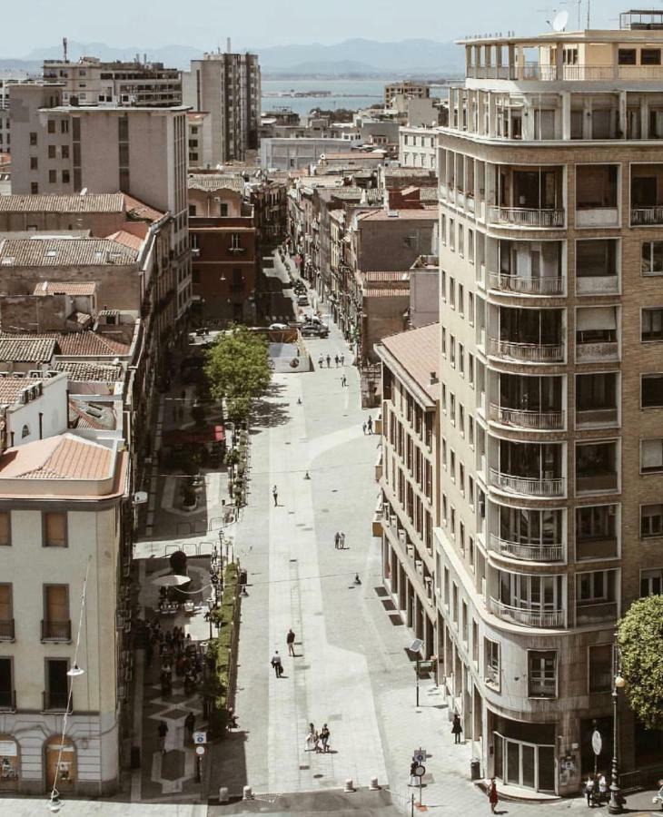 Al Corso Bed & Breakfast Cagliari Exterior foto